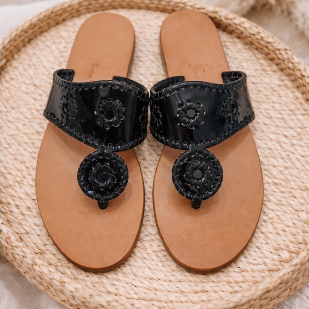 Jack Rogers Black Patent Leather Sandals Floral Thong Flat Boho Chic